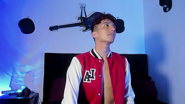 mhatias  online show from 18, 2, 2026