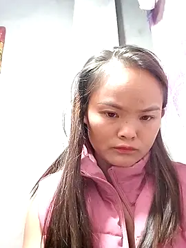 Snapshot of xinhxinhcute chatting on 14, 9, 2025 xinhxinhcute online show from 14, 9, 2025