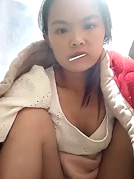 Snapshot of xinhxinhcute chatting on 27, 10, 2025 xinhxinhcute online show from 27, 10, 2025