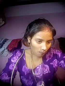 Hot Mayra  online show from 5, 12, 2025