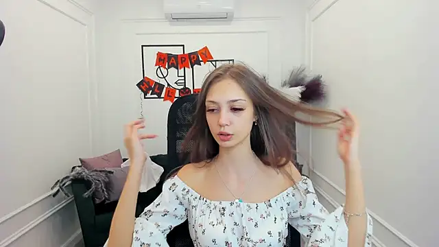 EmilyGraydis online show from 21, 10, 2025