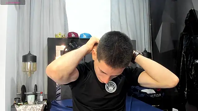 HunterHeat  online show from 19, 4, 2026