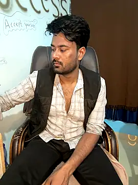 MeekBatgirl online show from 20, 11, 2025