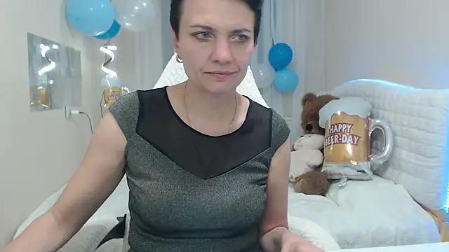 AvaSaturnian online show from 22, 9, 2025