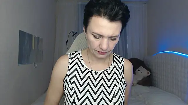 AvaSaturnian online show from 22, 11, 2025