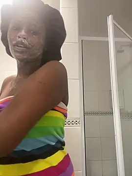 Moonzy77 online show from 21, 9, 2025