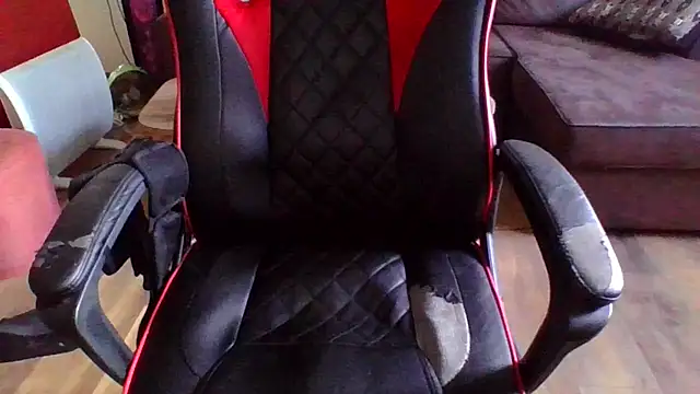 Snapshot of couple2612 chatting on 23, 10, 2025 couple2612 online show from 23, 10, 2025