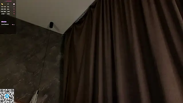 VincenzaGarigliano online show from 27, 10, 2025