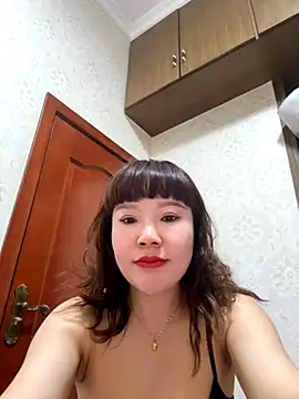 Snapshot of Xinlan-Asia chatting on 2, 12, 2025 Xinlan-Asia online show from 2, 12, 2025