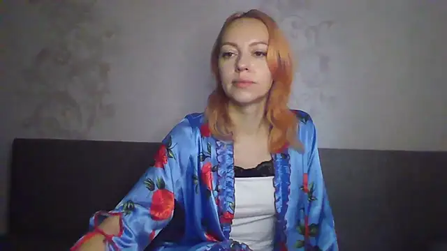 Snapshot of MashaSwan9977 chatting on 18, 10, 2025 MashaSwan9977 online show from 18, 10, 2025