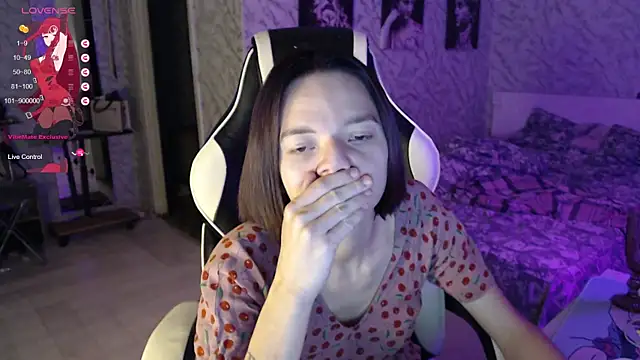 Kitti study online show from 8, 10, 2025