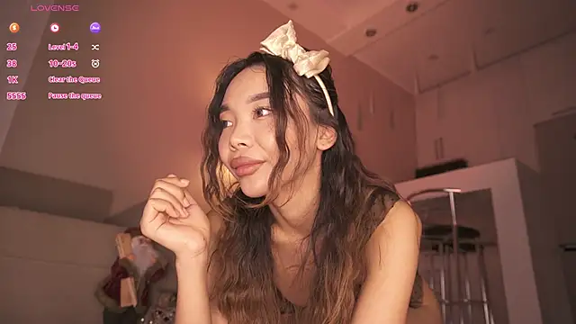 Rem Esme online show from 2, 12, 2025