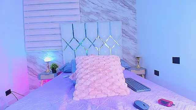 collet 1 online show from 14, 11, 2025