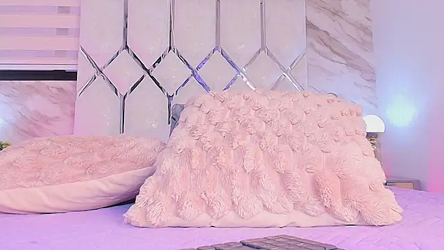 collet 1 online show from 3, 12, 2025