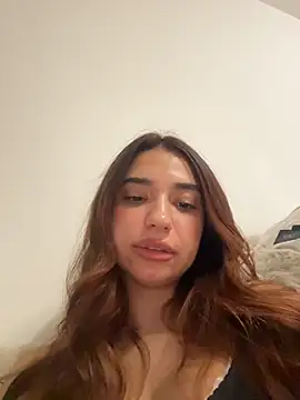 ItalianGirl online show from 21, 11, 2025