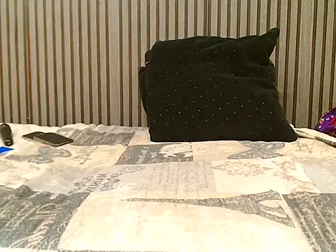 ROYALASS25 online show from 22, 3, 2026