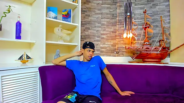 Mycandyfor You online show from 10, 9, 2025