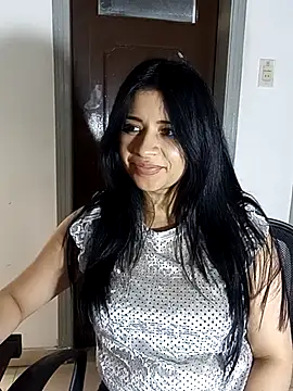 ValerieLove  online show from 12, 9, 2025