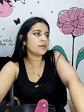 ValerieLove  online show from 23, 9, 2025