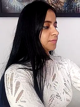 ValerieLove  online show from 3, 11, 2025