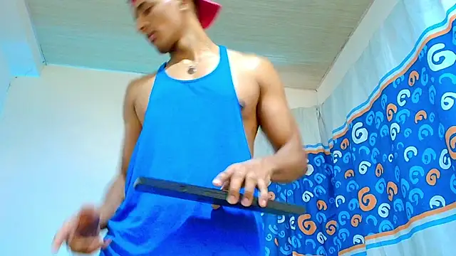 Snapshot of Smith_Fitness chatting on 10, 6, 2026 Smith Fitness online show from 10, 6, 2026