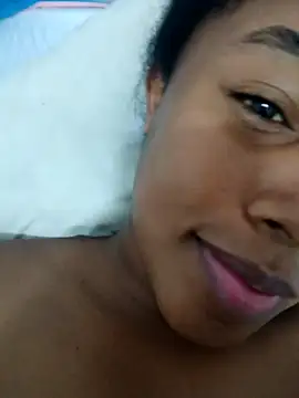 MoniqueMulberry online show from 12, 11, 2025