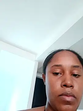 MoniqueMulberry online show from 14, 11, 2025