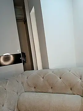 MoniqueMulberry online show from 13, 12, 2025