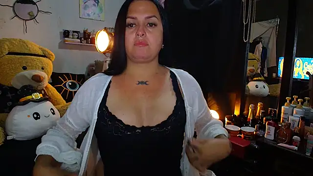 Snapshot of GoddessFabiola chatting on 23, 6, 2026 GoddessFabiola online show from 23, 6, 2026