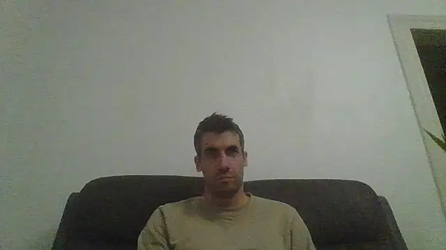 Snapshot of JulioIsHere4you chatting on 5, 11, 2025 JulioIsHere4you online show from 5, 11, 2025