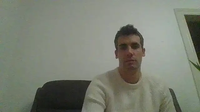 Snapshot of JulioIsHere4you chatting on 6, 11, 2025 JulioIsHere4you online show from 6, 11, 2025