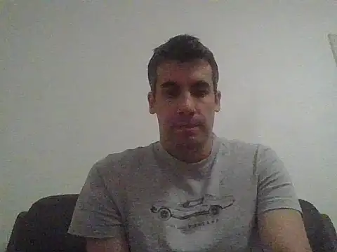 Snapshot of JulioIsHere4you chatting on 12, 11, 2025 JulioIsHere4you online show from 12, 11, 2025