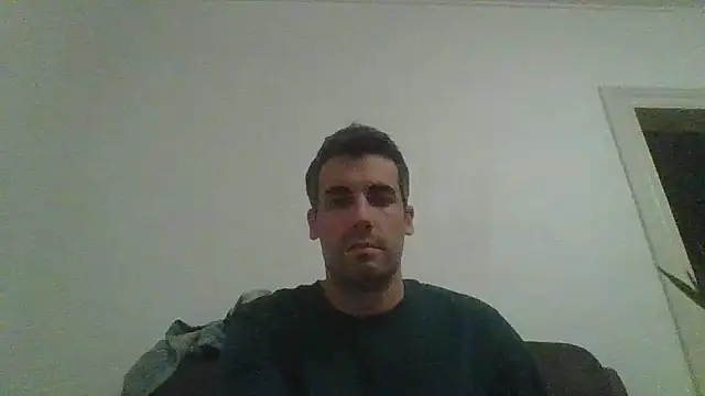 Snapshot of JulioIsHere4you chatting on 18, 11, 2025 JulioIsHere4you online show from 18, 11, 2025