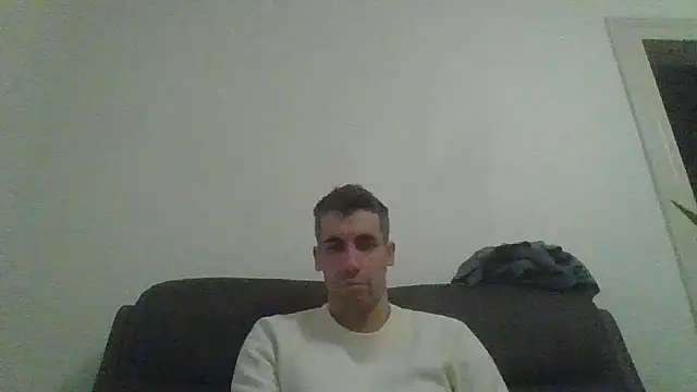 Snapshot of JulioIsHere4you chatting on 16, 12, 2025 JulioIsHere4you online show from 16, 12, 2025