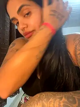 Snapshot of danilyns chatting on 4, 10, 2025 danilyns online show from 4, 10, 2025