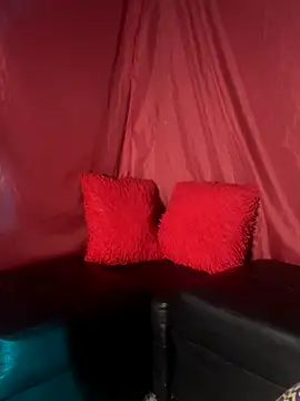 Snapshot of Dark_chanel chatting on 25, 10, 2025 Dark chanel online show from 25, 10, 2025