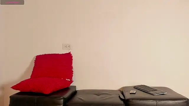 Snapshot of Dark_chanel chatting on 14, 11, 2025 Dark chanel online show from 14, 11, 2025