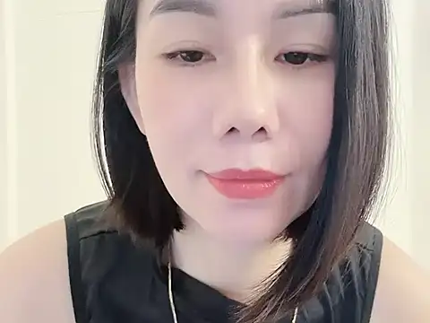 JunCii online show from 22, 10, 2025