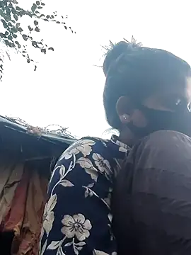 Snapshot of Janvi_Jaitly chatting on 4, 12, 2025 Janvi Jaitly online show from 4, 12, 2025