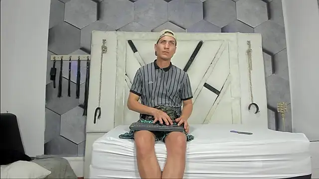 StevenHumps online show from 13, 9, 2025