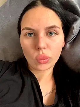 Snapshot of ksenia123 chatting on 17, 10, 2025 ksenia123 online show from 17, 10, 2025