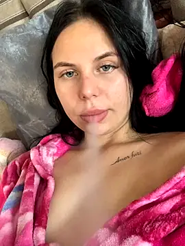 Snapshot of ksenia123 chatting on 26, 10, 2025 ksenia123 online show from 26, 10, 2025