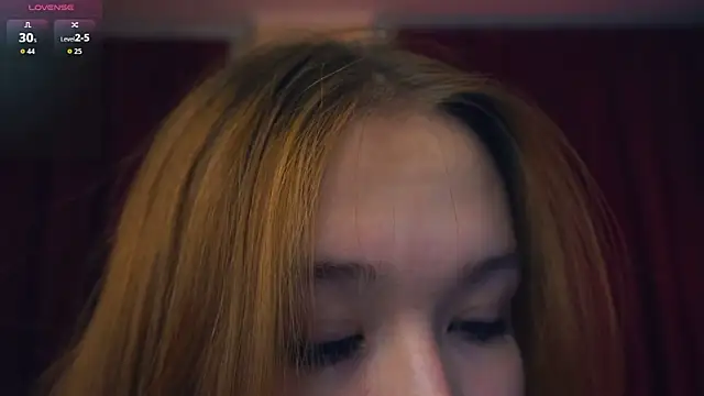 ShariTietge online show from 14, 12, 2025