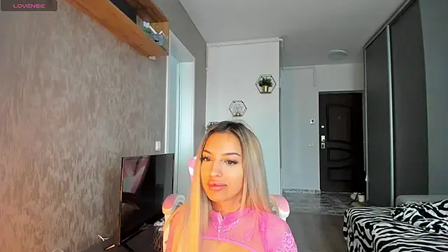 Anya Belle online show from 20, 11, 2025