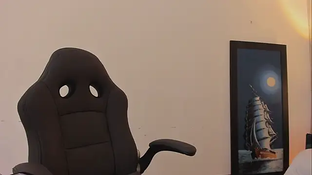 AnnaraLein online show from 2, 12, 2025