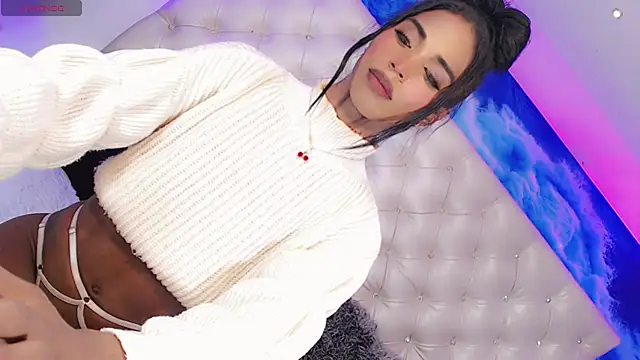 BabyAmatiis  online show from 1, 10, 2025