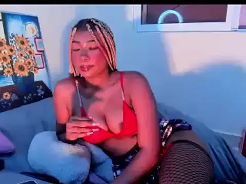 Snapshot of SophiaBloss chatting on 22, 5, 2026 SophiaBloss online show from 22, 5, 2026