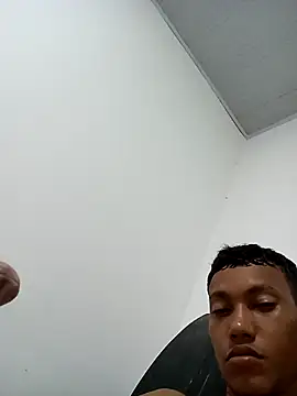 Snapshot of Brayan51_- chatting on 16, 9, 2025 Brayan51 - online show from 16, 9, 2025