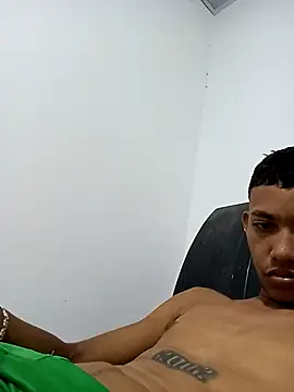 Snapshot of Brayan51_- chatting on 21, 9, 2025 Brayan51 - online show from 21, 9, 2025