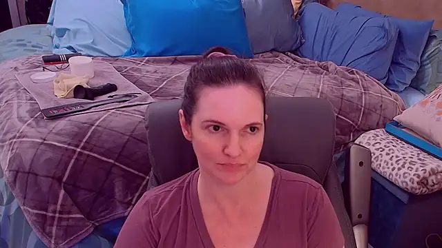 ninajaymes online show from 6, 11, 2025